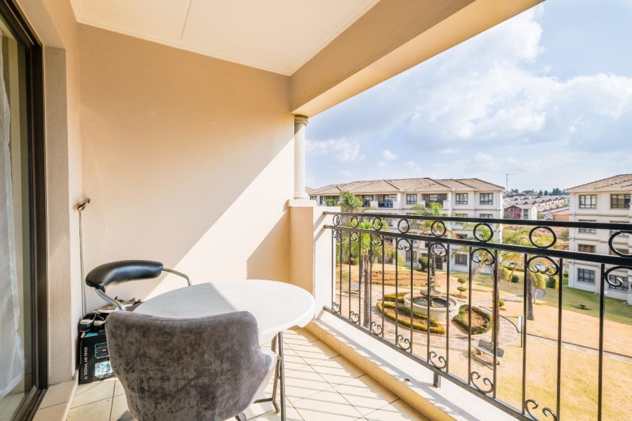 1 Bedroom Property for Sale in Noordwyk Gauteng
