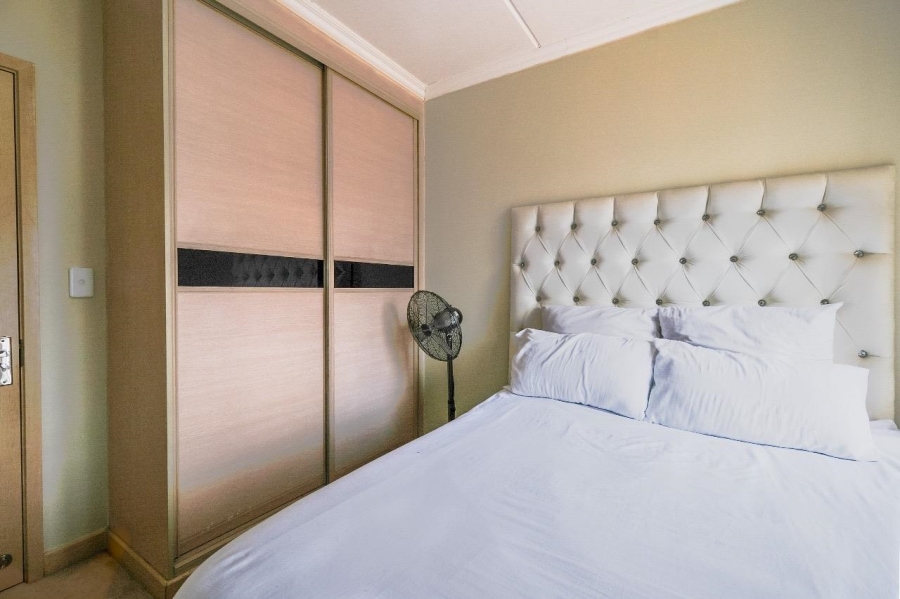 1 Bedroom Property for Sale in Noordwyk Gauteng