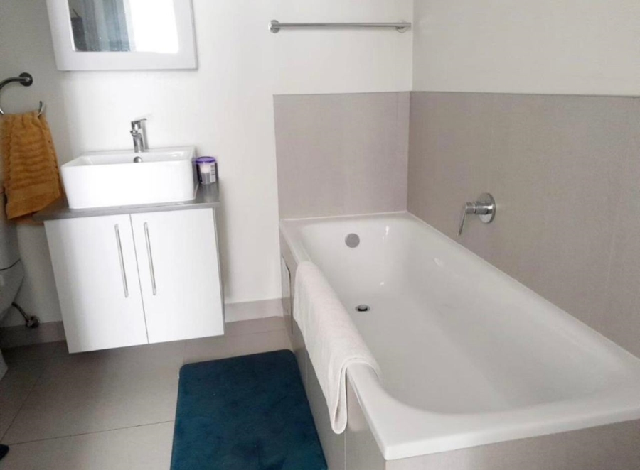 2 Bedroom Property for Sale in Carlswald Gauteng