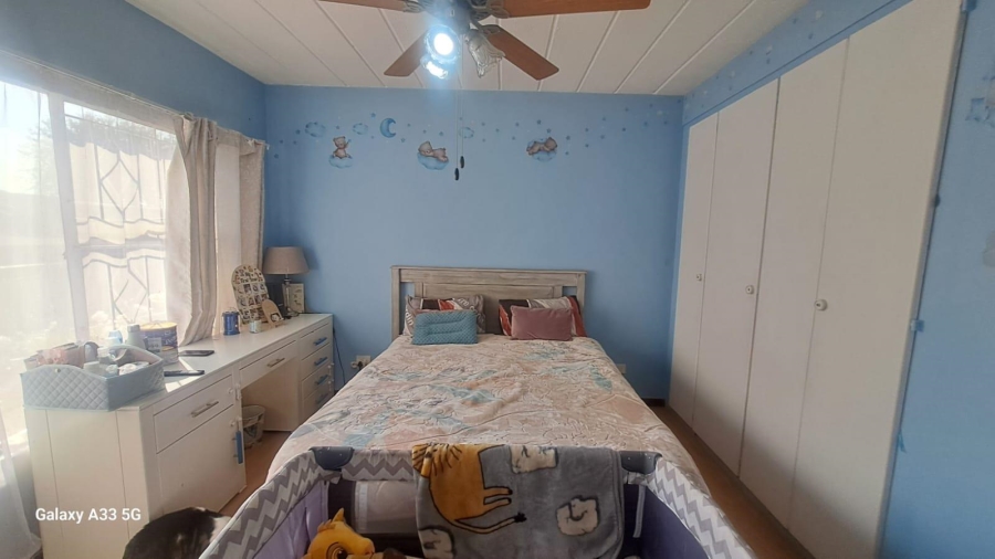 To Let 2 Bedroom Property for Rent in Buccleuch Gauteng