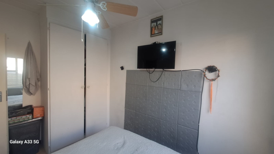 To Let 2 Bedroom Property for Rent in Buccleuch Gauteng