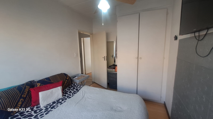 To Let 2 Bedroom Property for Rent in Buccleuch Gauteng