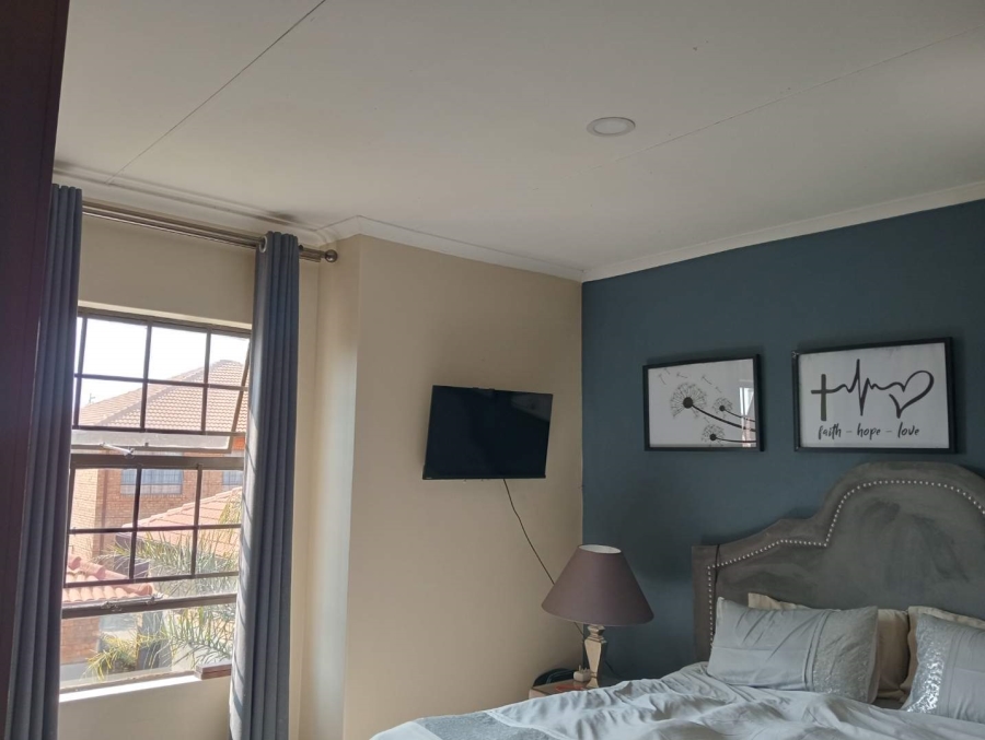To Let 3 Bedroom Property for Rent in Hazeldean Gauteng