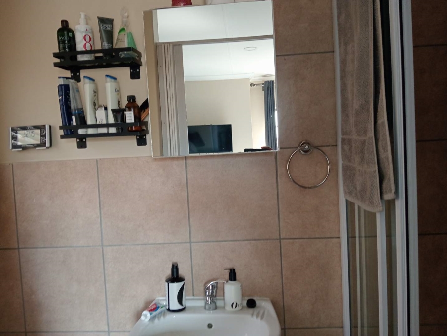 To Let 3 Bedroom Property for Rent in Hazeldean Gauteng