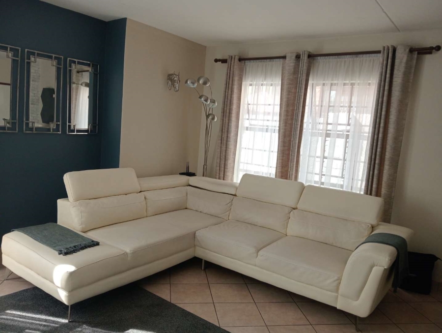To Let 3 Bedroom Property for Rent in Hazeldean Gauteng