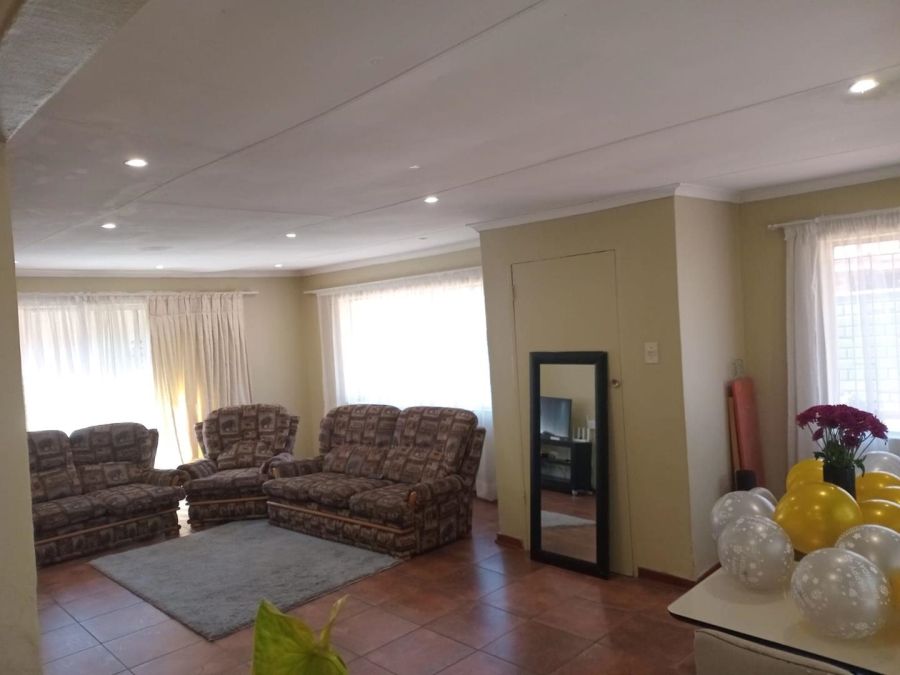 3 Bedroom Property for Sale in Silverton Gauteng