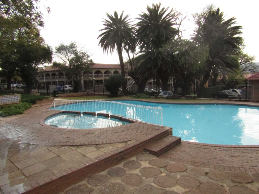 2 Bedroom Property for Sale in Albertville Gauteng