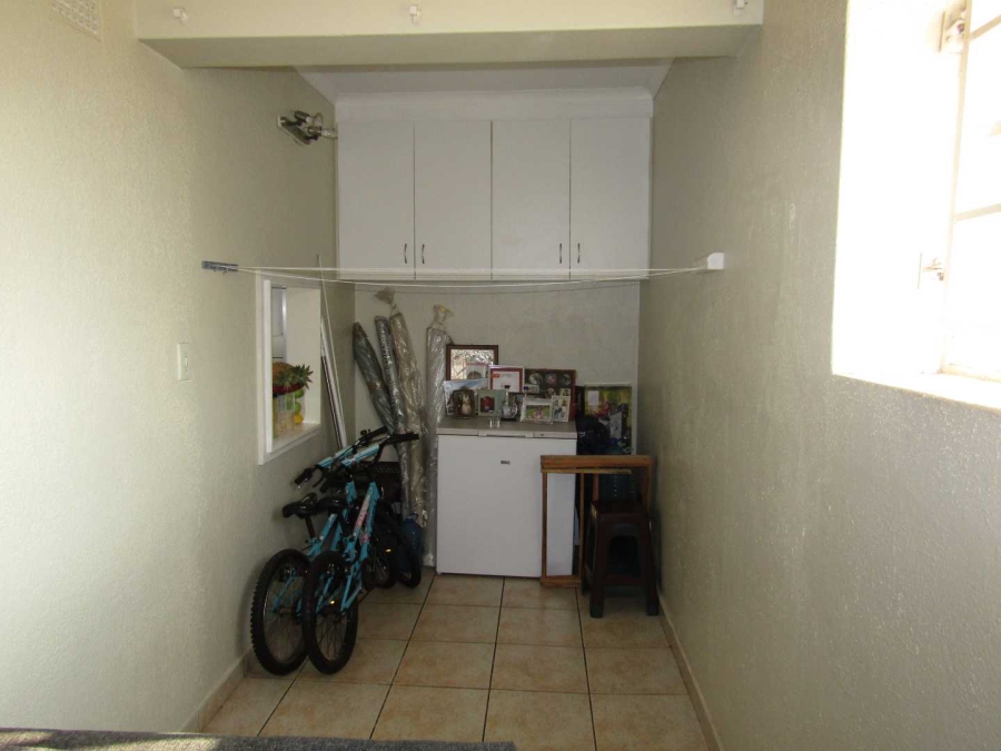 2 Bedroom Property for Sale in Albertville Gauteng