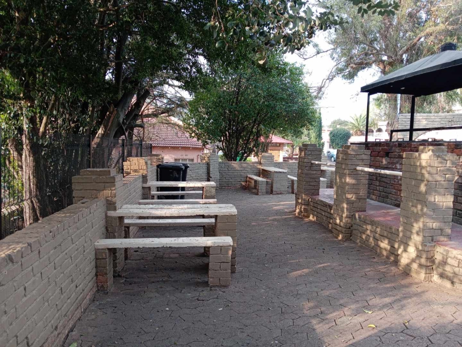 2 Bedroom Property for Sale in Albertville Gauteng