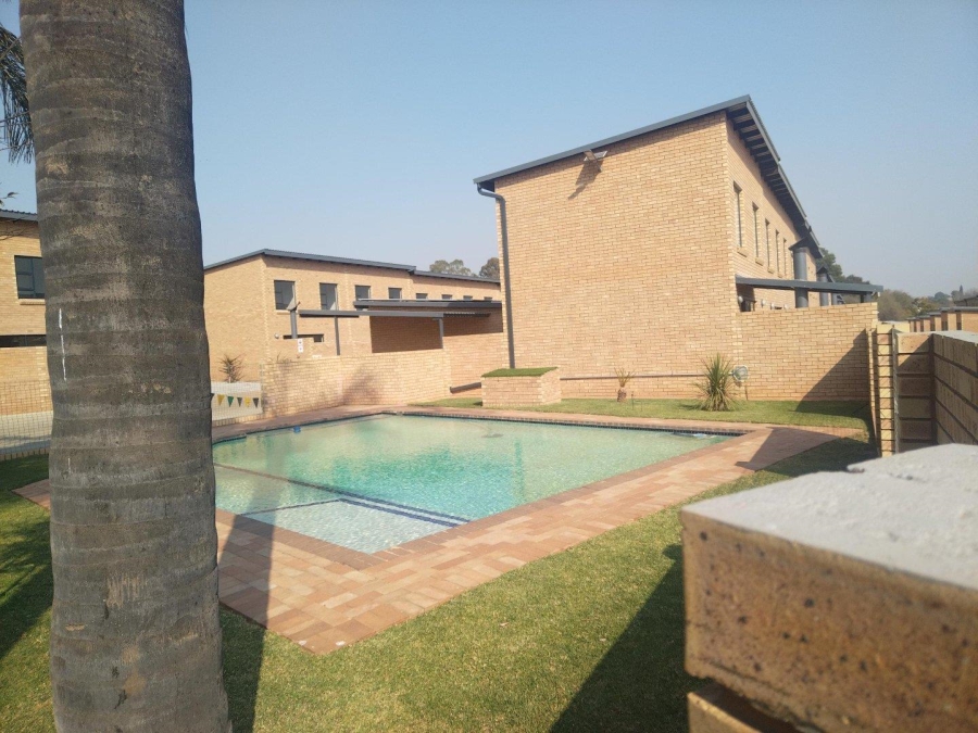 3 Bedroom Property for Sale in Glen Marais Gauteng