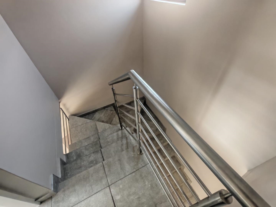 2 Bedroom Property for Sale in Glen Marais Gauteng