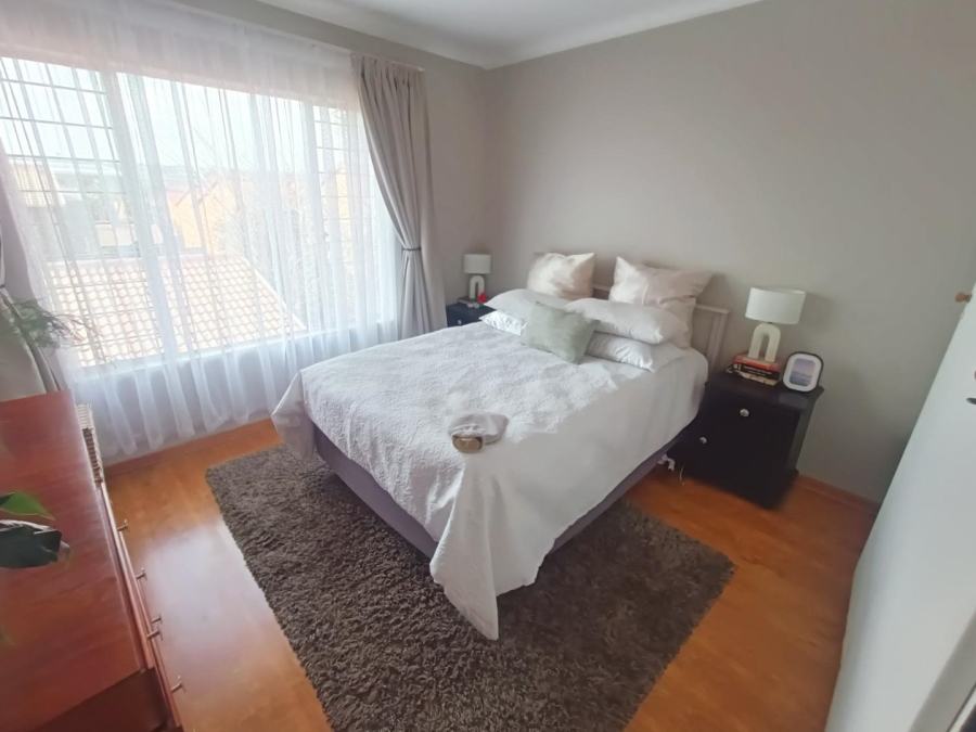2 Bedroom Property for Sale in Zwartkop Gauteng