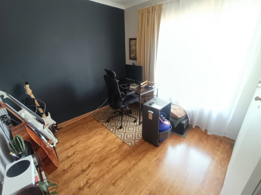 2 Bedroom Property for Sale in Zwartkop Gauteng