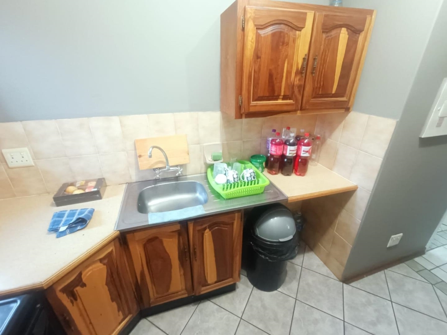 2 Bedroom Property for Sale in Zwartkop Gauteng