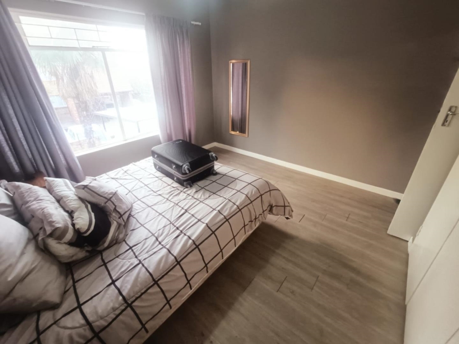 2 Bedroom Property for Sale in Zwartkop Gauteng
