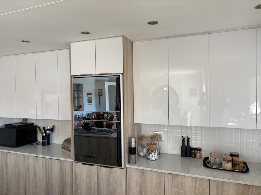 3 Bedroom Property for Sale in Suideroord Gauteng