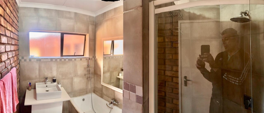 3 Bedroom Property for Sale in Suideroord Gauteng