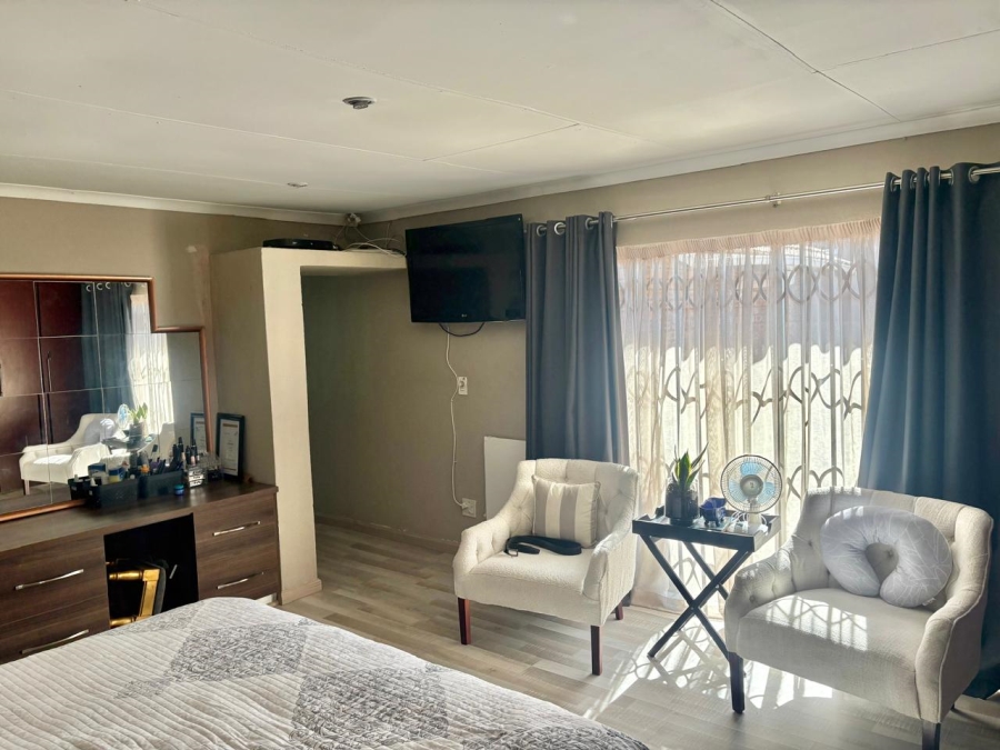 3 Bedroom Property for Sale in Suideroord Gauteng