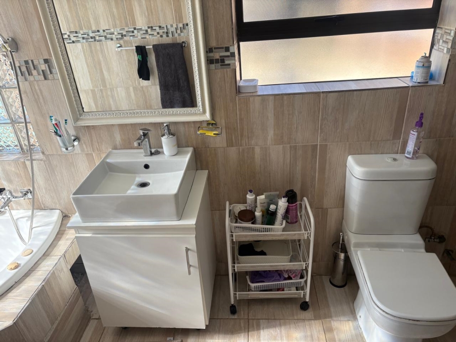 3 Bedroom Property for Sale in Suideroord Gauteng
