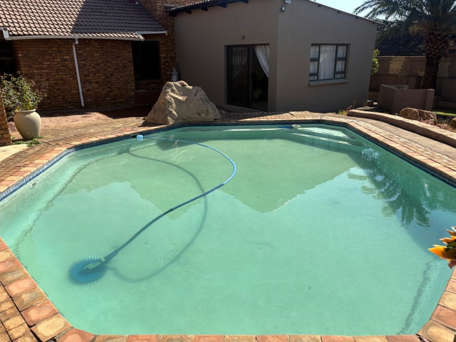 3 Bedroom Property for Sale in Suideroord Gauteng