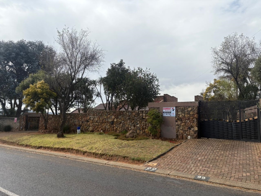 3 Bedroom Property for Sale in Suideroord Gauteng