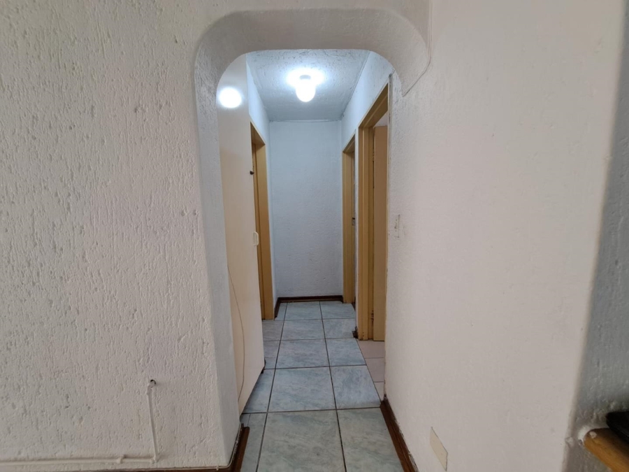 2 Bedroom Property for Sale in Oakdene Gauteng