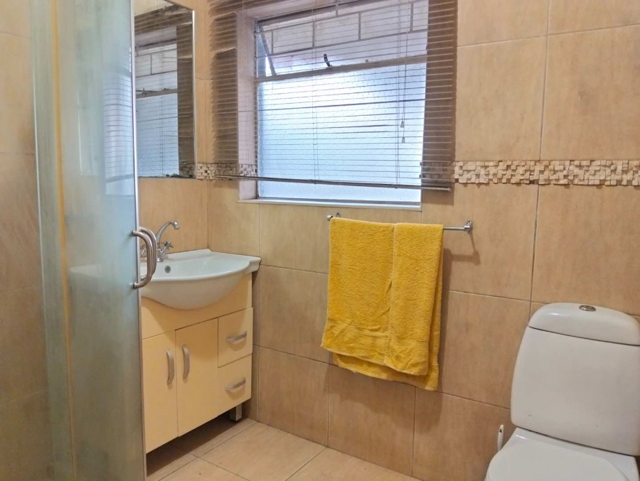 3 Bedroom Property for Sale in Verwoerdpark Gauteng