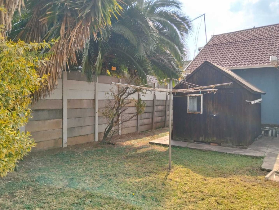 3 Bedroom Property for Sale in Verwoerdpark Gauteng