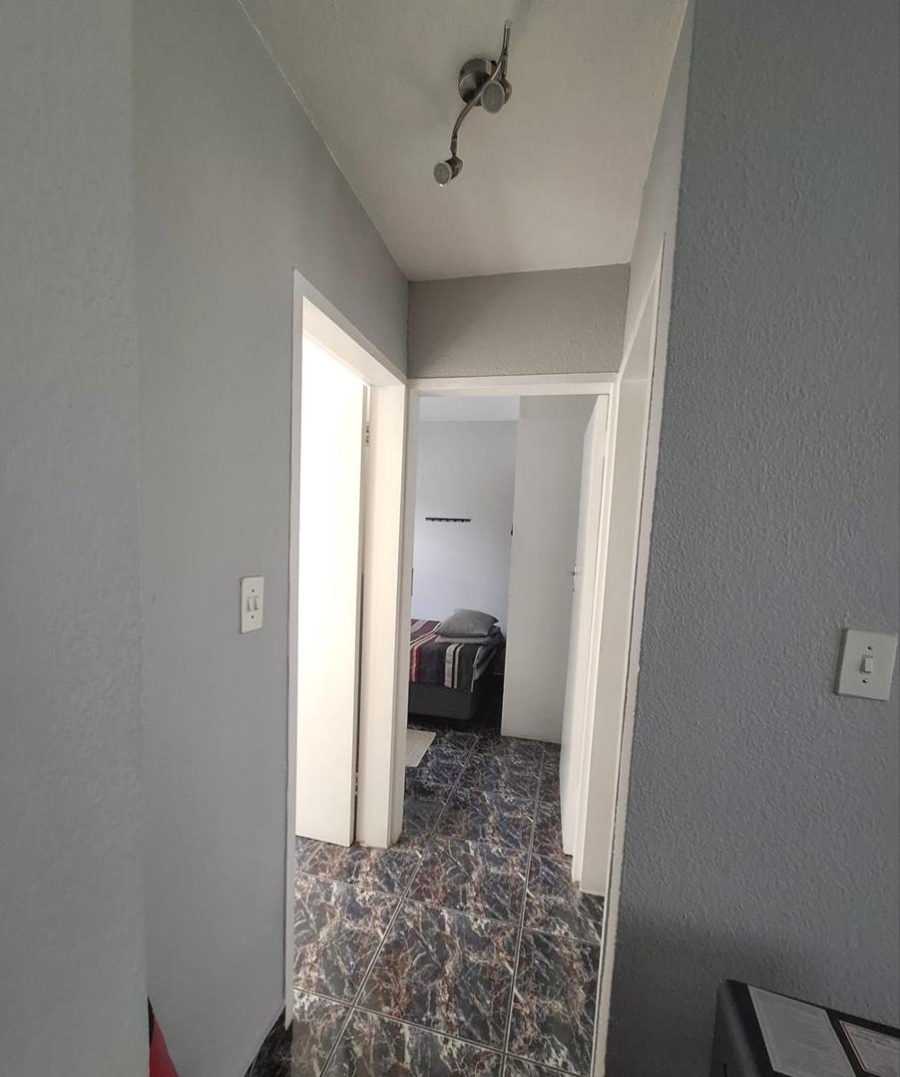 2 Bedroom Property for Sale in Ridgeway Gauteng