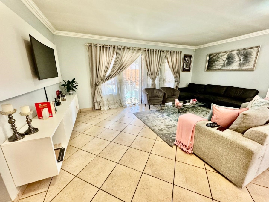 3 Bedroom Property for Sale in Bartlett Gauteng