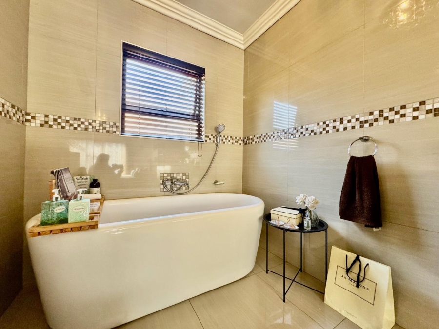 3 Bedroom Property for Sale in Bartlett Gauteng