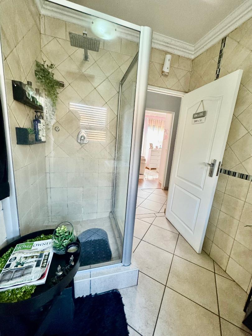 3 Bedroom Property for Sale in Bartlett Gauteng