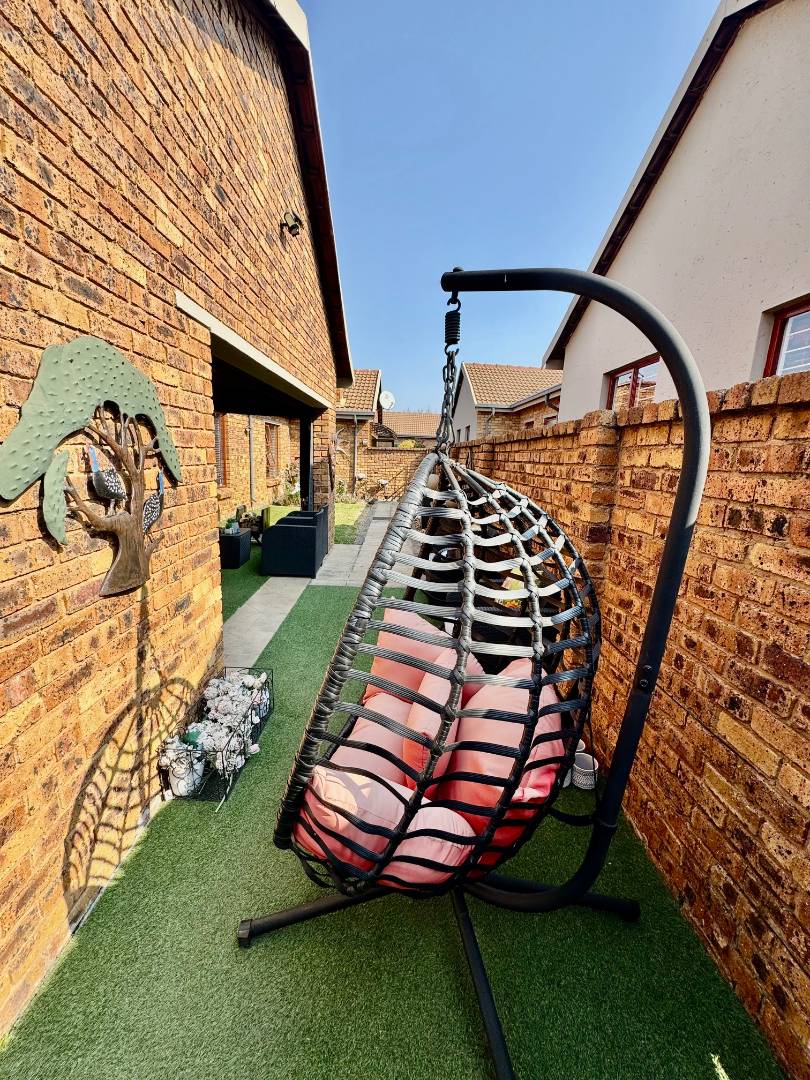 3 Bedroom Property for Sale in Bartlett Gauteng