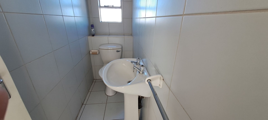 2 Bedroom Property for Sale in Winchester Hills Gauteng