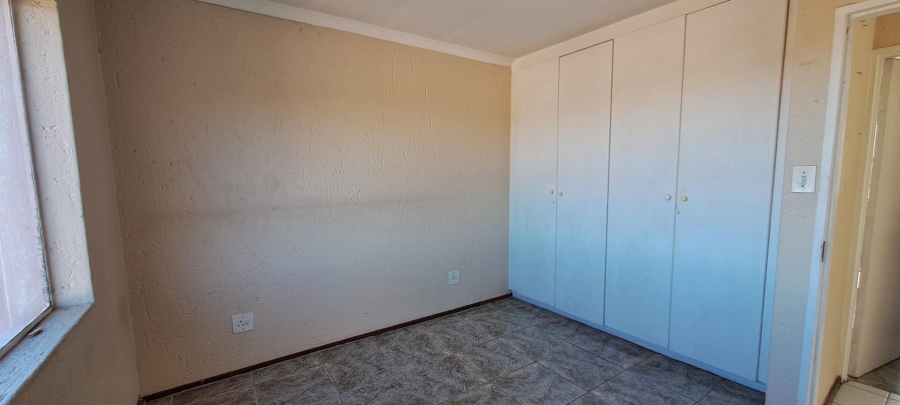 2 Bedroom Property for Sale in Winchester Hills Gauteng
