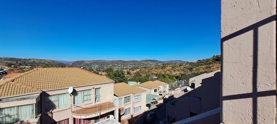 2 Bedroom Property for Sale in Winchester Hills Gauteng