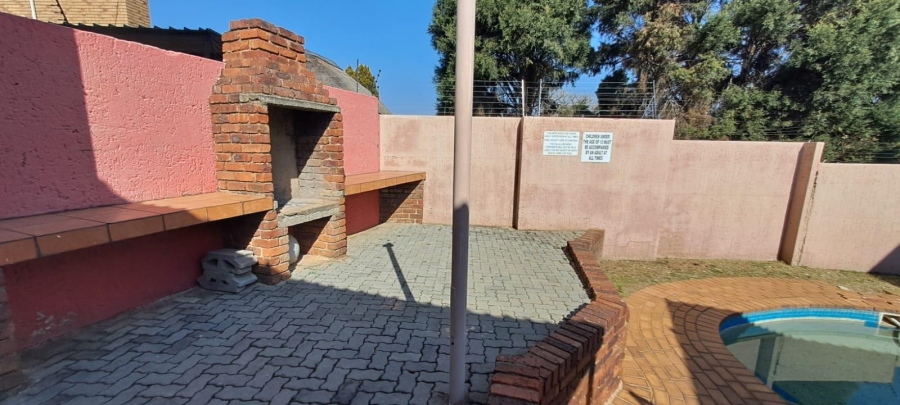2 Bedroom Property for Sale in Winchester Hills Gauteng