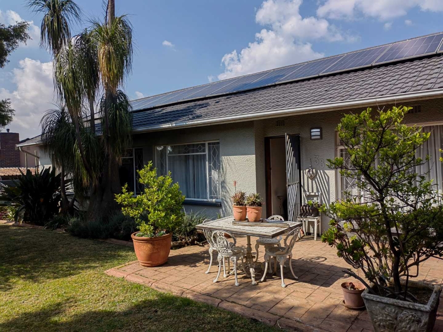 3 Bedroom Property for Sale in Verwoerdpark Gauteng