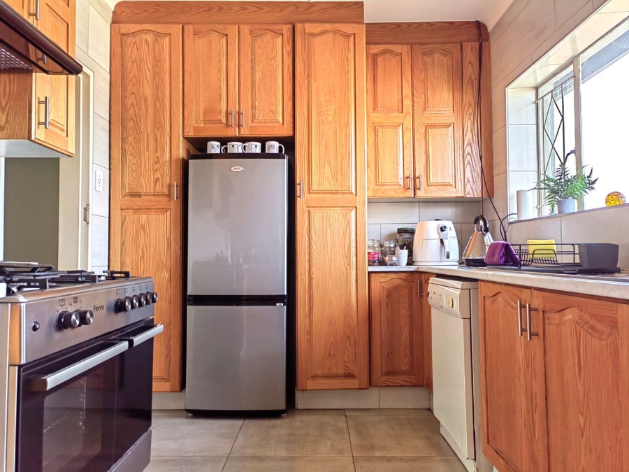 3 Bedroom Property for Sale in Verwoerdpark Gauteng