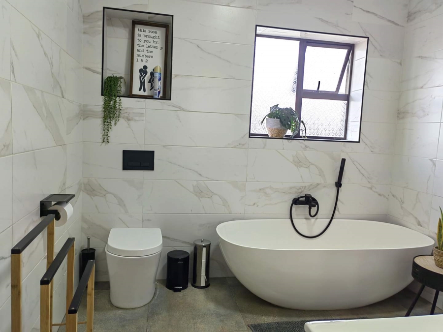 3 Bedroom Property for Sale in Verwoerdpark Gauteng