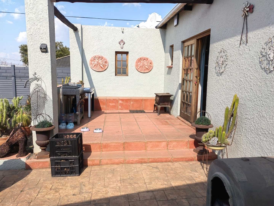 3 Bedroom Property for Sale in Verwoerdpark Gauteng