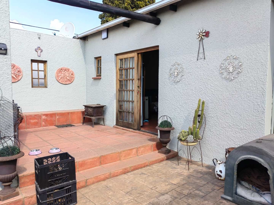 3 Bedroom Property for Sale in Verwoerdpark Gauteng