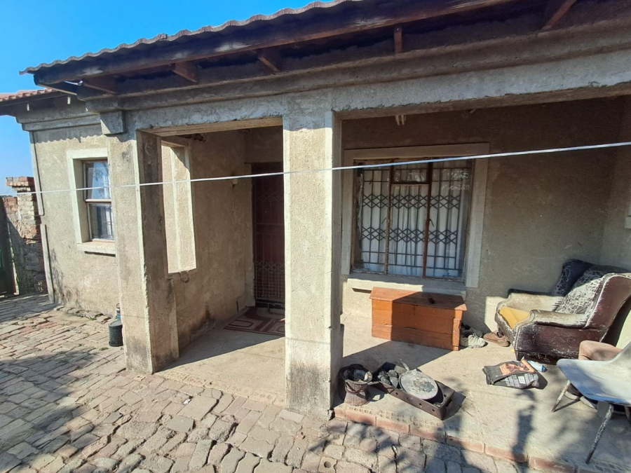 5 Bedroom Property for Sale in Olievenhoutbosch Gauteng