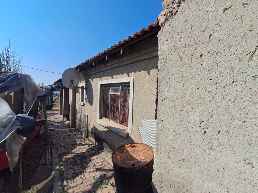 5 Bedroom Property for Sale in Olievenhoutbosch Gauteng