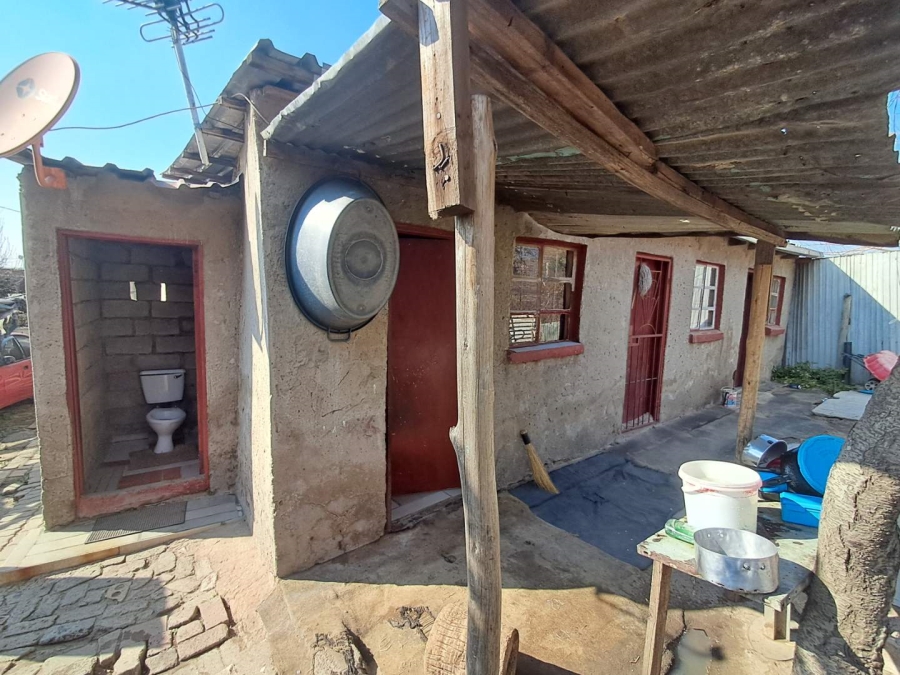 5 Bedroom Property for Sale in Olievenhoutbosch Gauteng