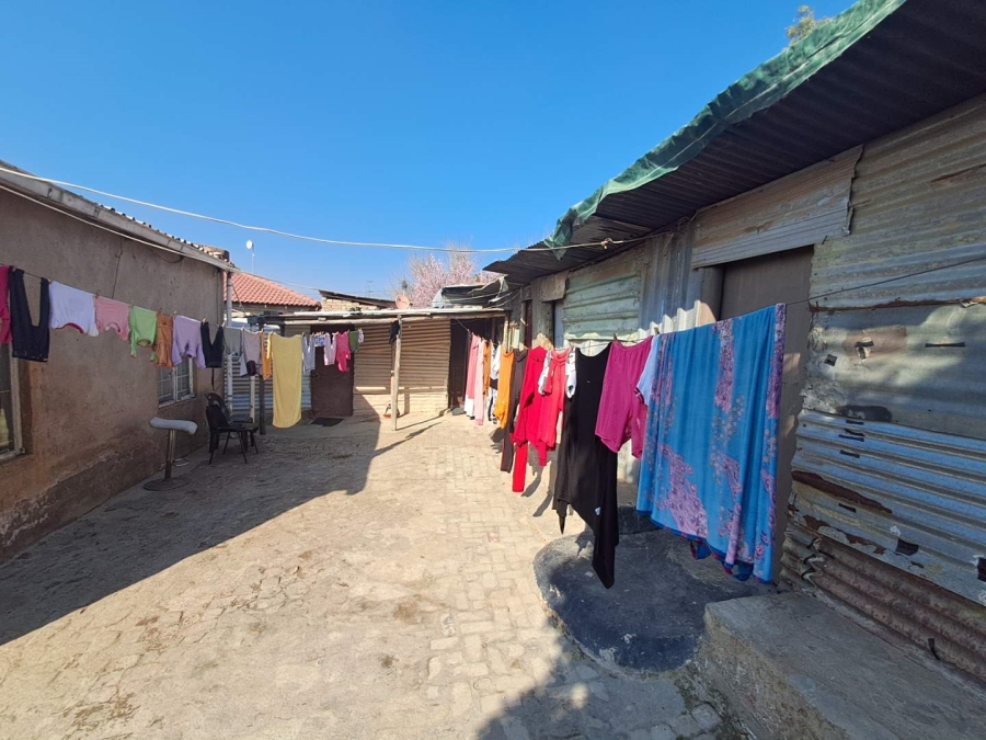 5 Bedroom Property for Sale in Olievenhoutbosch Gauteng