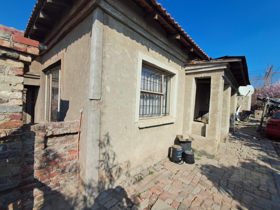 5 Bedroom Property for Sale in Olievenhoutbosch Gauteng