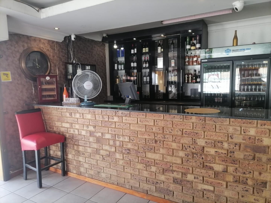 Commercial Property for Sale in Olievenhoutbosch Gauteng