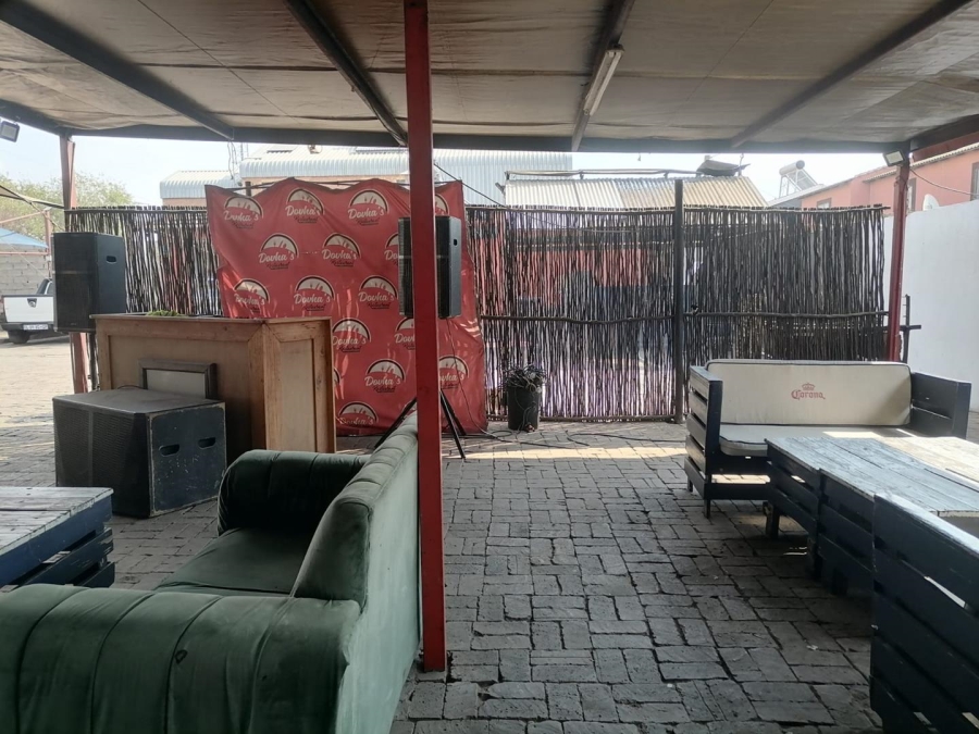 Commercial Property for Sale in Olievenhoutbosch Gauteng