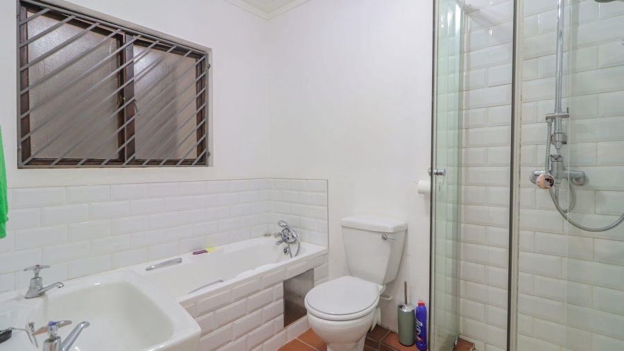 1 Bedroom Property for Sale in Morningside Gauteng